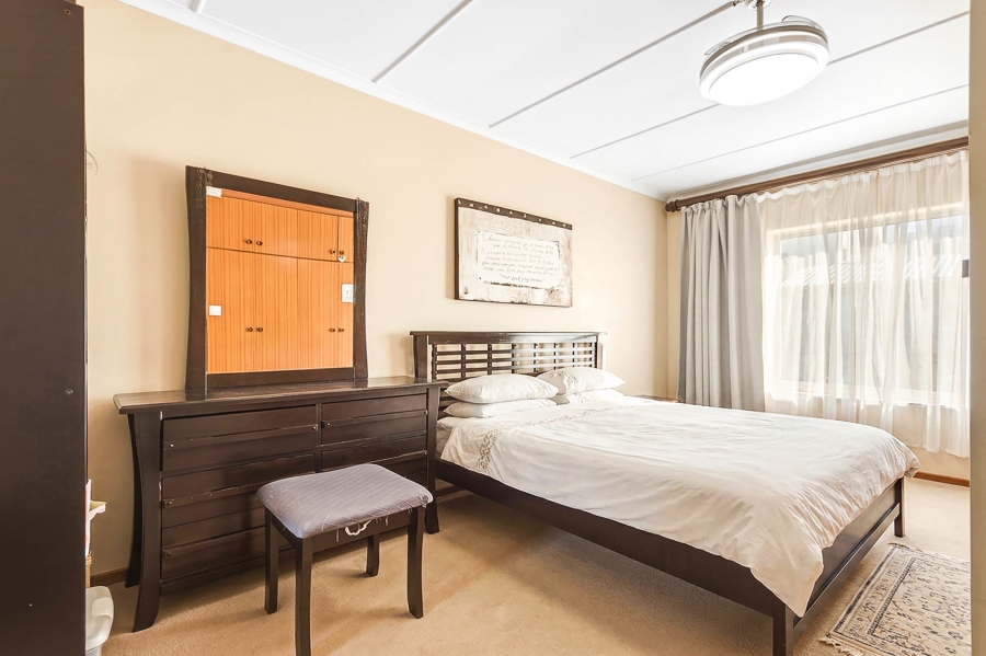 2 Bedroom Property for Sale in Strand North Western Cape